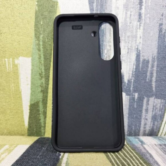 Samsung Galaxy S25 Plus Spider Web Tough Phone Case Duel Layers Matte Black & Wh - Picture 2 of 9